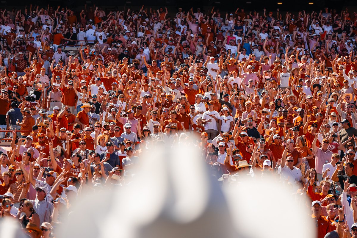 Texas Longhorns tweet media