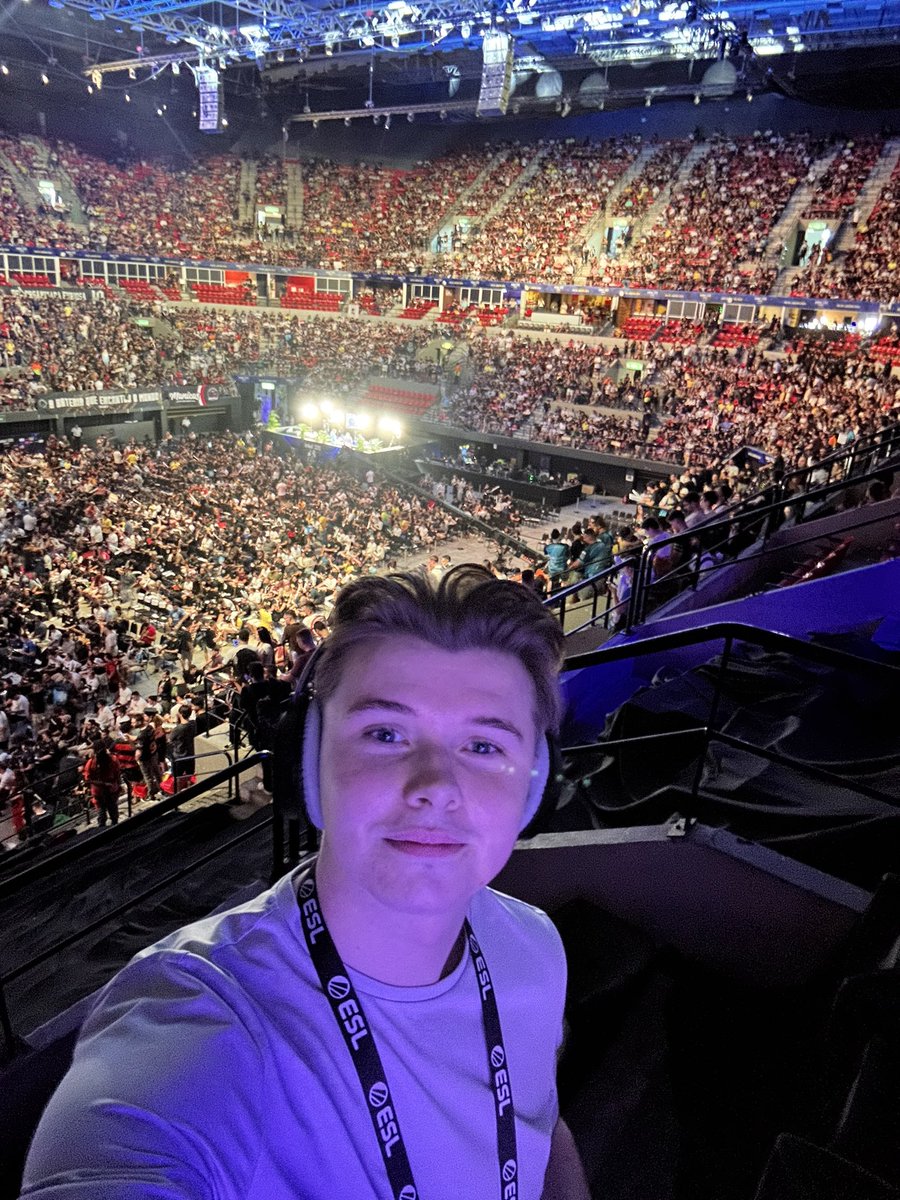 Adam Hawthorne tweet media