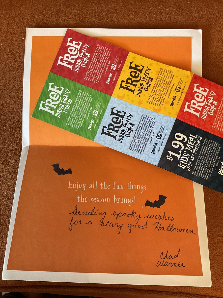 I got this great Halloween card from <a href="/JefferyChad/">chad warner</a>! And free Frostys too! Hooray! Thank you, Chad! I love it! 🎃🤗
