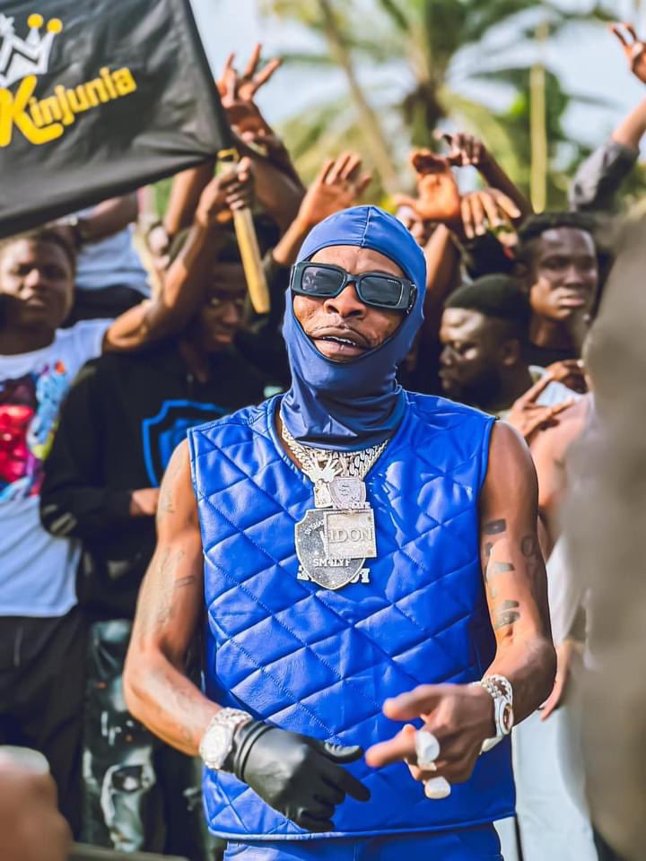 Blaq Flit (@blaqflit1) on Twitter photo One Don di teacher . I know Oneday we go meet and do our personal project <a href="/shattawalegh/">SHATTA WALE</a>
#timewilltell Charles Nii Armah Mensah Shatta wale(shatta movement) One Don di teacher . I know Oneday we go meet and do our personal project <a href="/shattawalegh/">SHATTA WALE</a>
#timewilltell Charles Nii Armah Mensah Shatta wale(shatta movement)