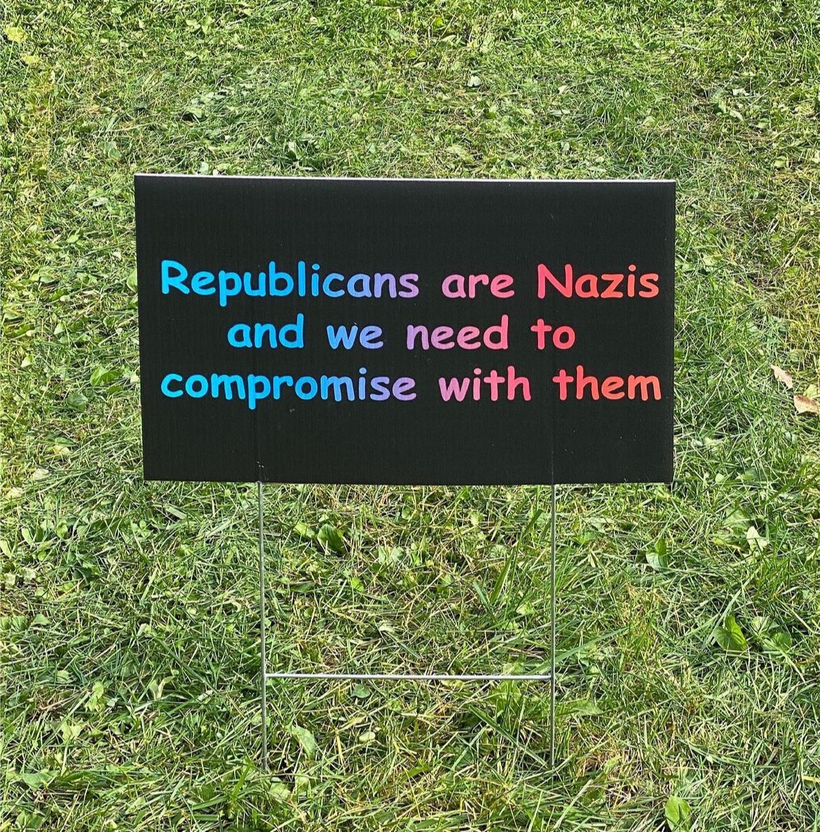 New Kamala yard signs go hard