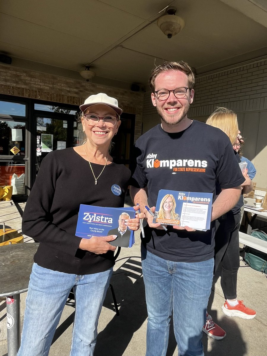 Great canvass this morning in Downtown Holland with the Abby Klomparens for State Representative team!