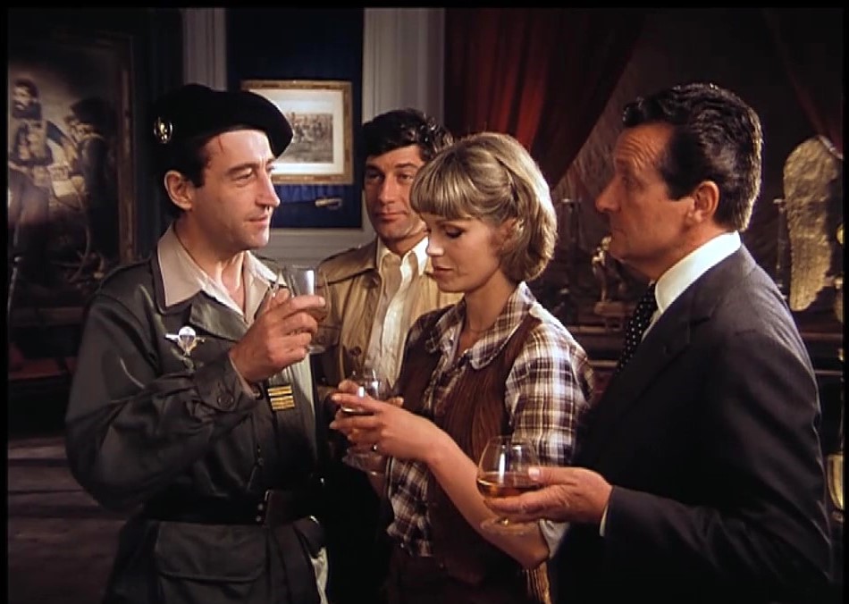 ChB48129114's tweet photo. #PierreVernier L'un des rôles de ce formidable et attachant acteur (rencontré une fois... dans un centre de radiologie): le colonel Martin dans The New Avengers (1976), pour le double épisode tourné en 🇫🇷, Le Long Sommeil..., et avec qui vous savez. https://t.co/bCnsAz7Oaw