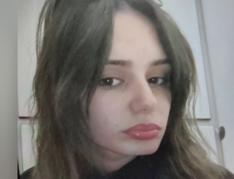 🚨 Missing Child Alert: Police are conducting a large-scale search for 16-year-old Alisha Coulson who is missing in Southend. 

She was reported missing to the police shortly after 5:30pm today, Saturday 12 October. 

Officers have been working hard to find her across the city