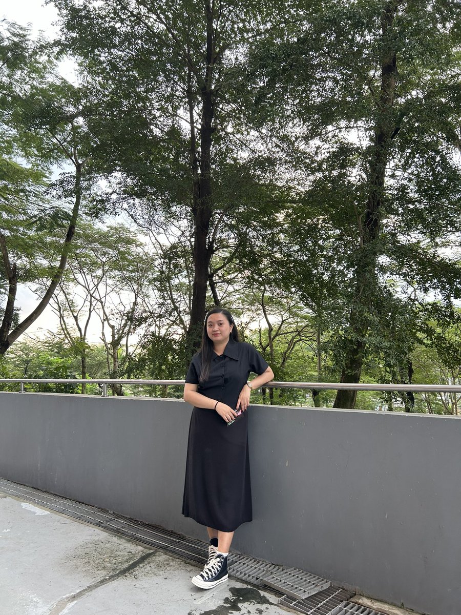 phunnani's tweet photo. My college self is so happy and healed 🩵🤍
#LANYabeautifulblurPH https://t.co/T0U454aw7O
