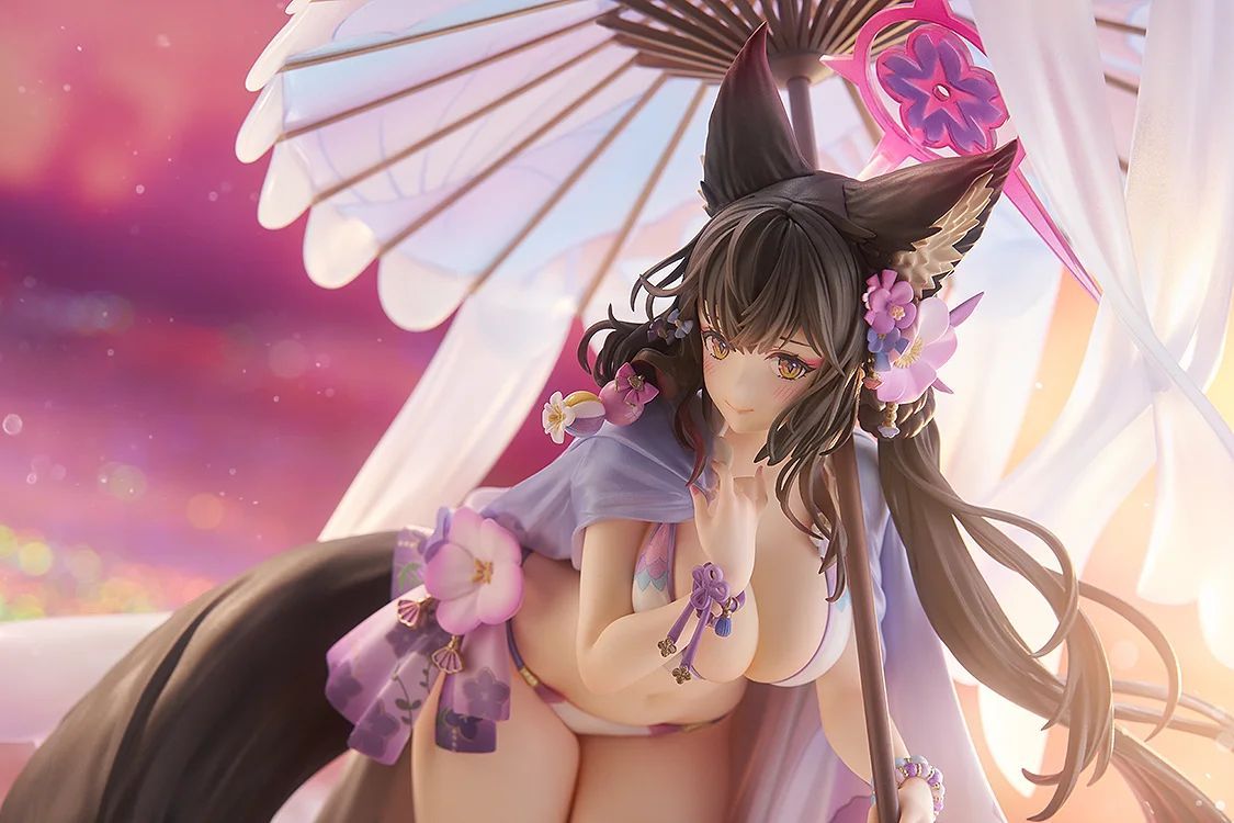 gashapons's tweet photo. Check out the stunning new Wakamo swimsuit figure from Blue Archive! This figure perfectly captures Wakamo’s summer vibes with incredible detail, from her intricate swimsuit design to the removable fox mask. With a vivid parasol accessory and romantic energy, she’s a must-have! https://t.co/FbvwOCCz1F
