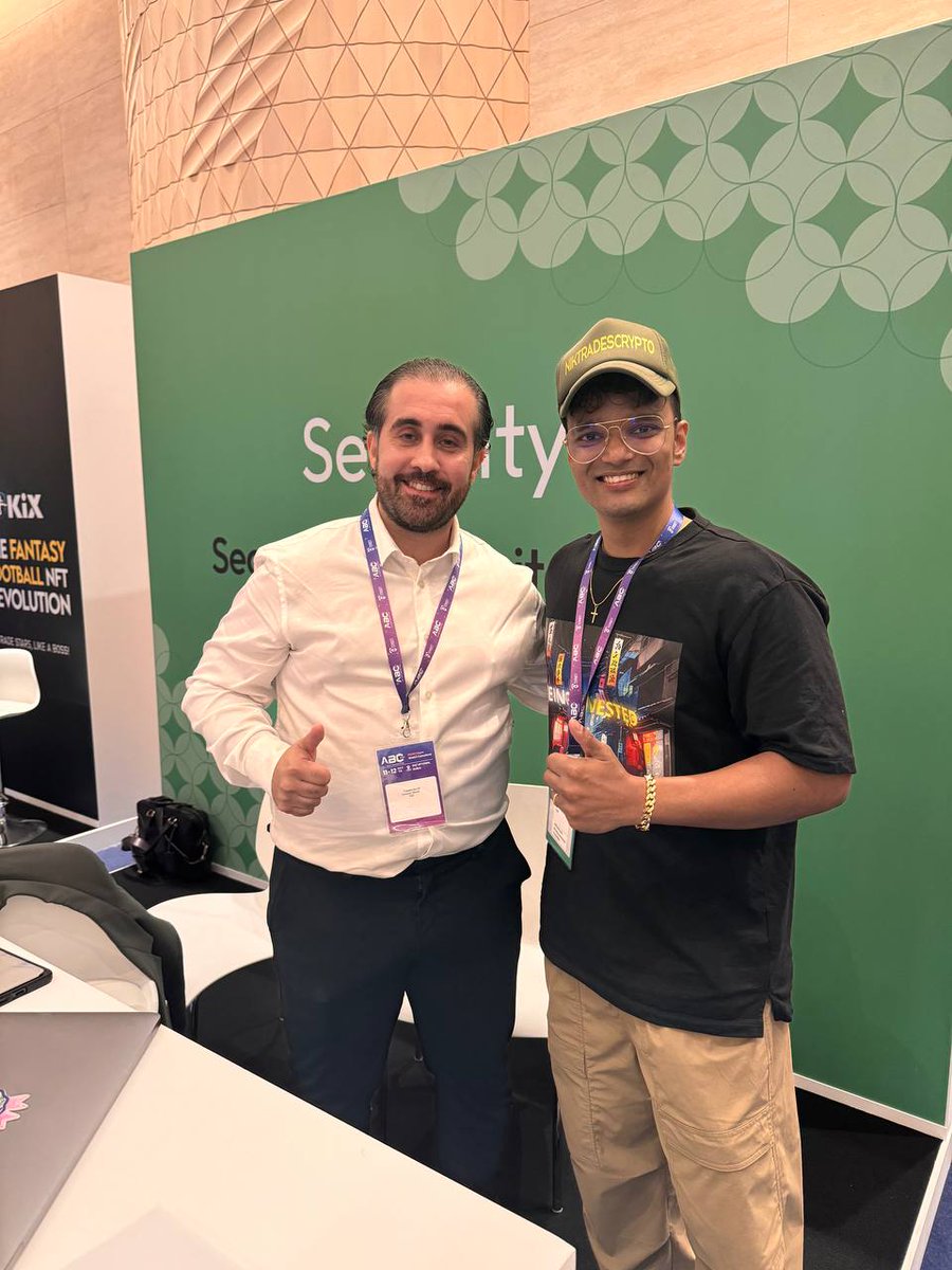 0xbeinginvested's tweet photo. Met Vandad from @SerenityShield_  at ABC Conclave Dubai

Serenity Shield is building a Secure, Decentralized, Private Data Storage and Inheritance Solutions using Blockchain Technology $SERSH

#ABCConclave https://t.co/ym2mreo7jN