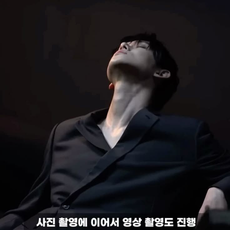 yeonjun (@loopszzn) on Twitter photo 