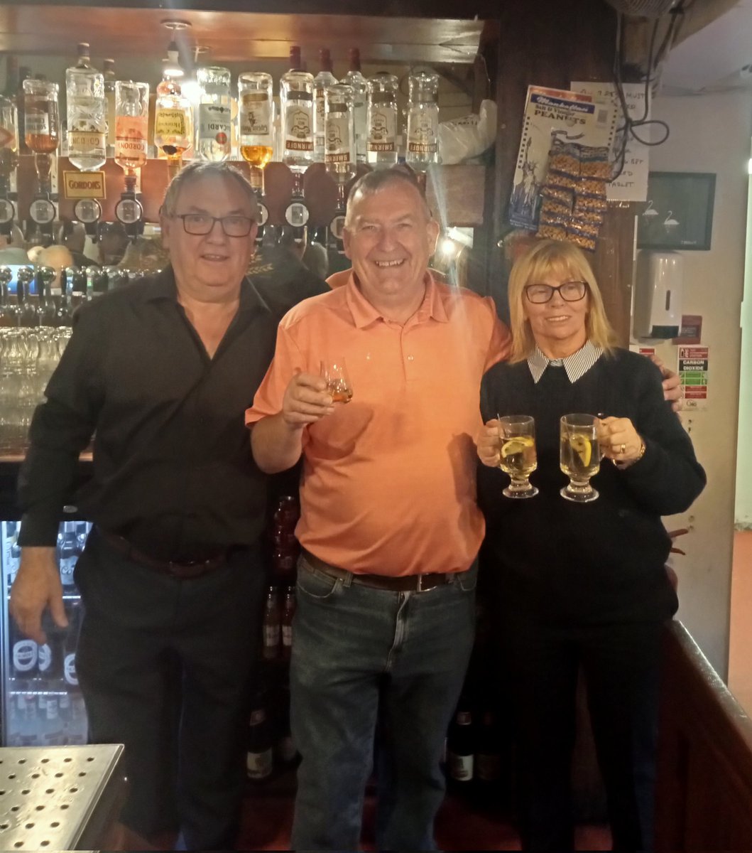 2 hectic weeks with over 50  on my 2 tours as part of Dublin Festival of History and 2 events in the Clonliffe house Pub part of the Ballybough festival the 1st on the history of the area and the other about the rise and fall of D.W.D. whiskey with approx 100 people each night