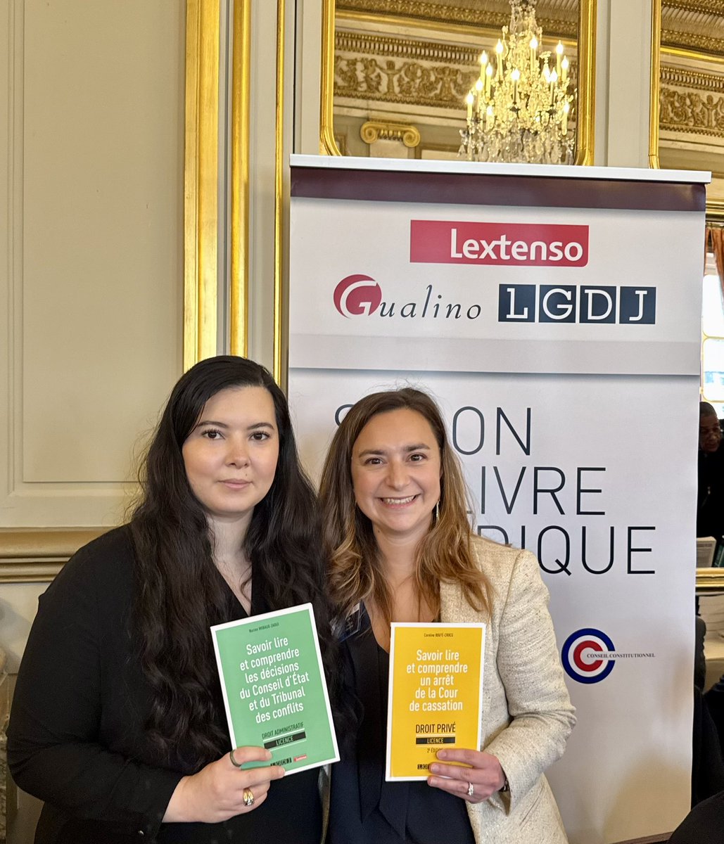 CarolineCrocq's tweet photo. Ravie de revenir au Salon du livre juridique @clubdesjuristes au @Conseil_constit pour dédicacer mon livre Savoir lire et comprendre un arrêt de la Cour de cassation @Lextenso_ed et d’y retrouver Norine Zaoui dont le livre vient d’être publié. https://t.co/gdNQrD8dIy