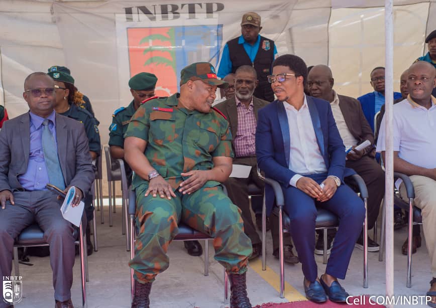 akmpusika's tweet photo. Sous la direction du Prof. Dr. Ing. Cédric TSHIBANGU, l'INBTP, en partenariat avec le Service National, offre des stages aux diplômés et étudiants. Une belle opportunité pour promouvoir l'expertise locale, partena! #INBTP #ExpertiseLocale #ServiceNational #BTP https://t.co/HX8i5FGyQP