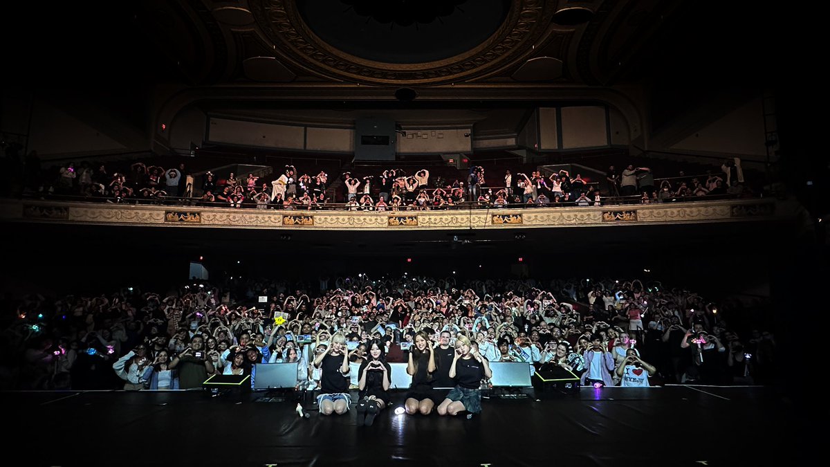 Loossemble_twt's tweet photo. [📷]

241011
Loossemble 2024 Concert in U.S [Up_Link Station] Boston 📡

#루셈블 #Loossemble 
#Up_Link_Station 
#Up_Link_Station_in_US https://t.co/kzfjvIJQVc