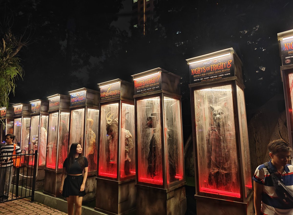 XavierNaxa's tweet photo. Memandangkan #NOF10 dibuka sehingga jam 11:00 malam. Agak mustahil untuk anda merasai semua rumah hantu yang ditawarkan tertakluk kepada jumlah pengunjung.
Kendatipun begitu, harga bagi pas express agak mahal bergantung kepada anda sama ada mahu atau sebaliknya. https://t.co/Dkr0MML7ys