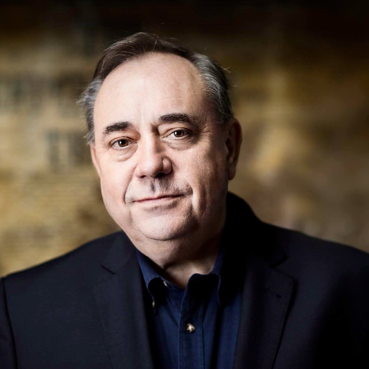 JNHanvey's tweet image. It has been the honour of my life to know and work with the best political operator and orator in Scotland bar none. 

Devastated, heartbroken but forever grateful and inspired. 

My thoughts and prayers with Moira and the family. 

#Hero ❤️🏴󠁧󠁢󠁳󠁣󠁴󠁿