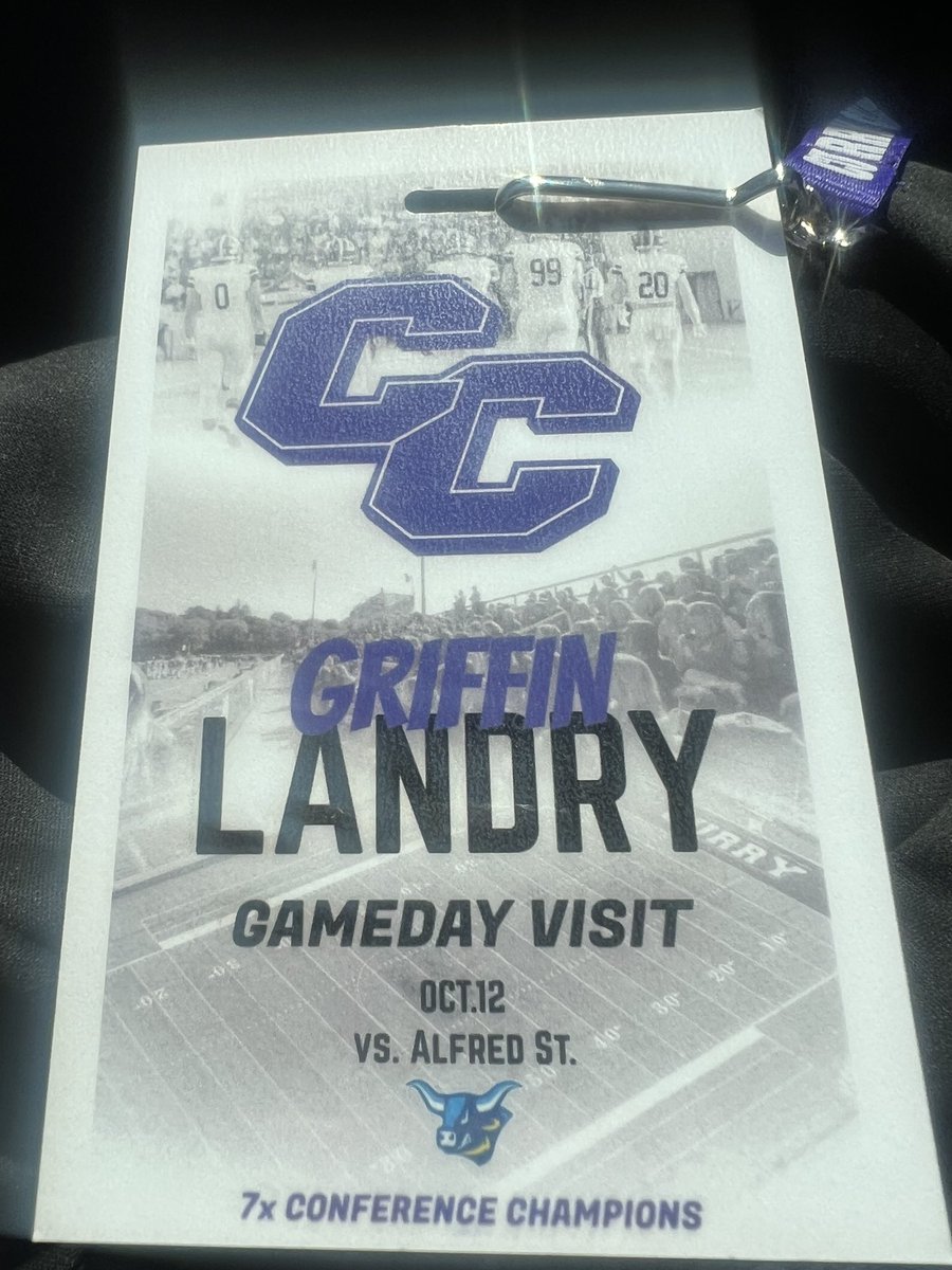 Had a great time <a href="/CurryFootball/">CurryFootball</a> today. Thanks for the invite <a href="/Coach_Callagy/">Coach Callagy</a> <a href="/CoachTParsons/">𝐓𝐨𝐝𝐝 𝐏𝐚𝐫𝐬𝐨𝐧𝐬</a>