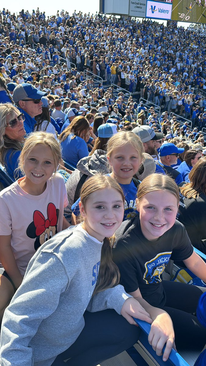 nmcgill23's tweet image. #goiacks