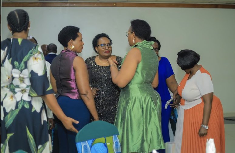 Kererwe's tweet photo. Meet and greet moments🥳🥳🥳

#KESILaunch &amp; inaugural fundraising dinner! https://t.co/x2OPP0zjRS