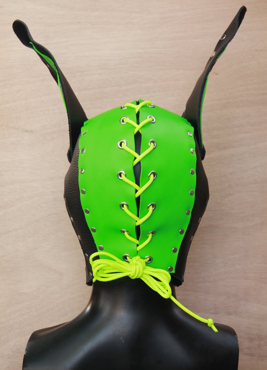armored_dragon's tweet photo. Neon green pup hood! 

Designed this one for comfort and flexibility. The ears and snout snap on, and I'm planning on making more designs that can be swapped onto the base mask. Similar to the classic pup hood style, but with better shaping. https://t.co/eoKKKVYvq8