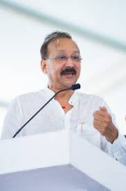 mdalishoaib's tweet photo. I am deeply shocked and saddened by the tragic loss of former Congress leader Baba Siddique in Mumbai. This incident reflects the failure of Maharashtra’s law and order. My heartfelt condolences to his family and friends during this tough time. May they find the strength. https://t.co/yXQmoikYGy