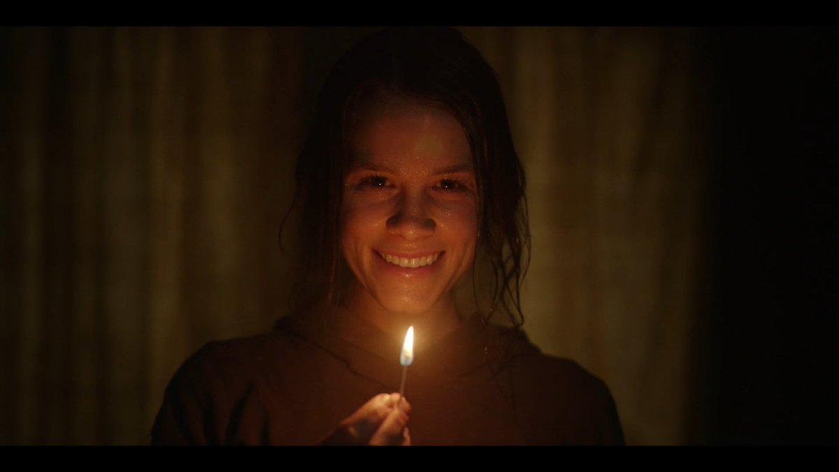 IgorAndDave's tweet photo. Aprovechando el episodio de esta semana, vamos con 10 cosas que nos llamaron la atención de #Smile, abro hilo 🧵
#Halloween2024 #horror #terror https://t.co/FgkepuTtaP