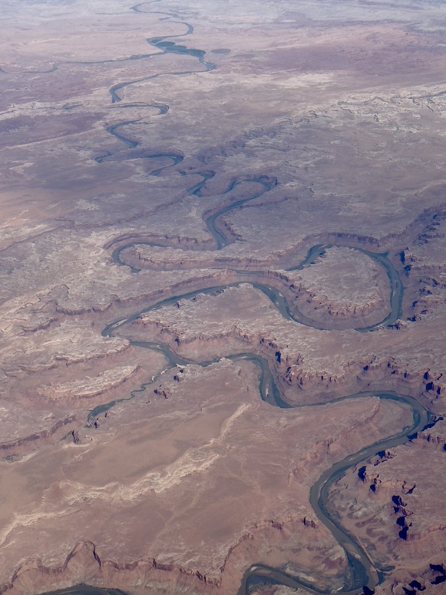 John Clark | Photographer (@getrealjc) on Twitter photo Anyone recognize this location? Just flew over top a few minutes ago out of Vegas. Anyone recognize this location? Just flew over top a few minutes ago out of Vegas.
