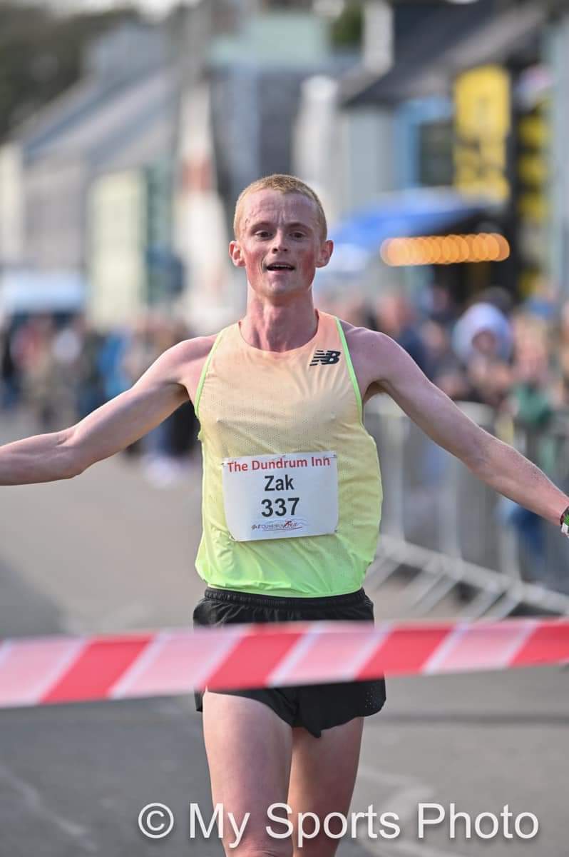 Zak Hanna tweet media