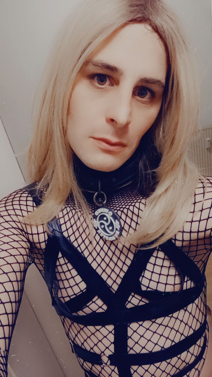 hotlachratte's tweet photo. Hab meiner Sissy Schlampe @Jennii05649566 was gekauft und gekenzeichnet!😈🔐 https://t.co/SQEQJ733sD