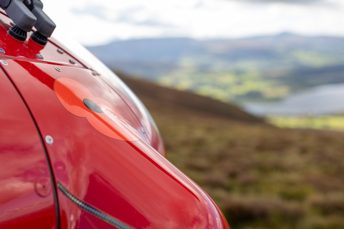 Nice to see a poppy on one of the Welsh Air Ambulances today! <a href="/AirAmbulancesUK/">Air Ambulances UK</a> <a href="/air_ambulance/">Wales Air Ambulance Charity</a>
