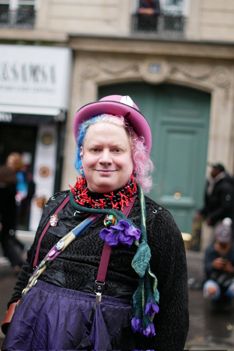 ArthurM_en's tweet image. My outfit in order not to be noticed at the #ExisTransInter march.