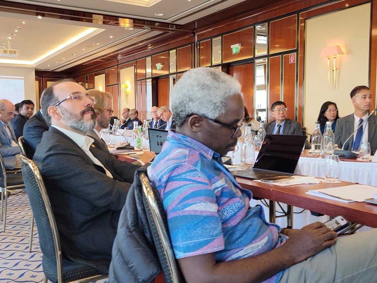 AAPH_Africa's tweet photo. Dr. Mary M. Sando, CEO at #AAPH_Africa presenting before the World Health Summit Academic Alliance Assembly on AAPH and the extensive work we have done, and continue to do. This was following AAPH's admission into the Alliance.

#ForBetterPublicHealth #WHS2024 https://t.co/nHHZyNgGXc