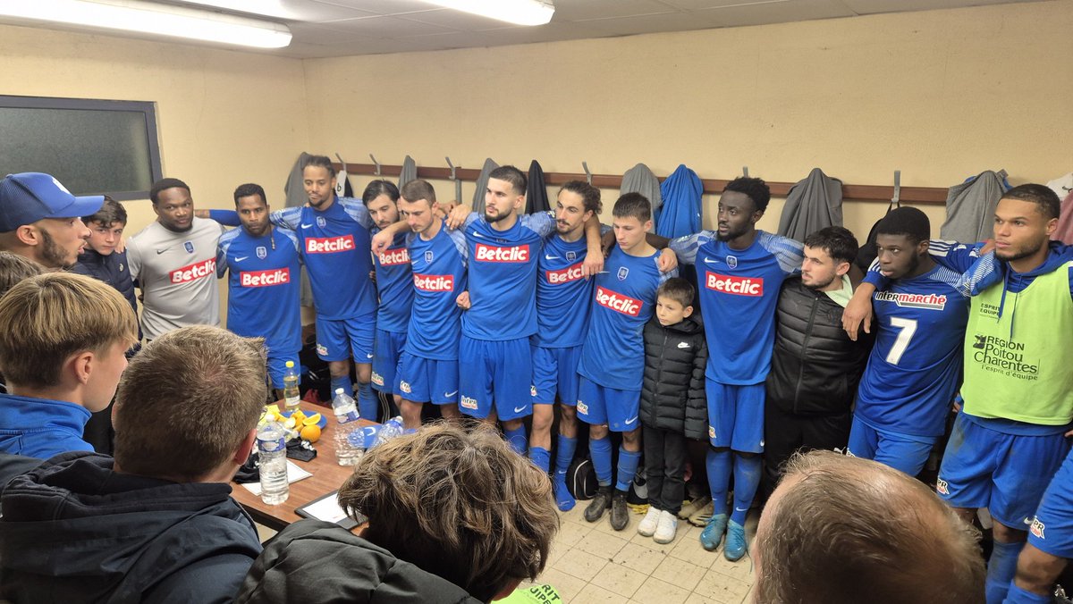 ES Buxerolles Foot tweet media