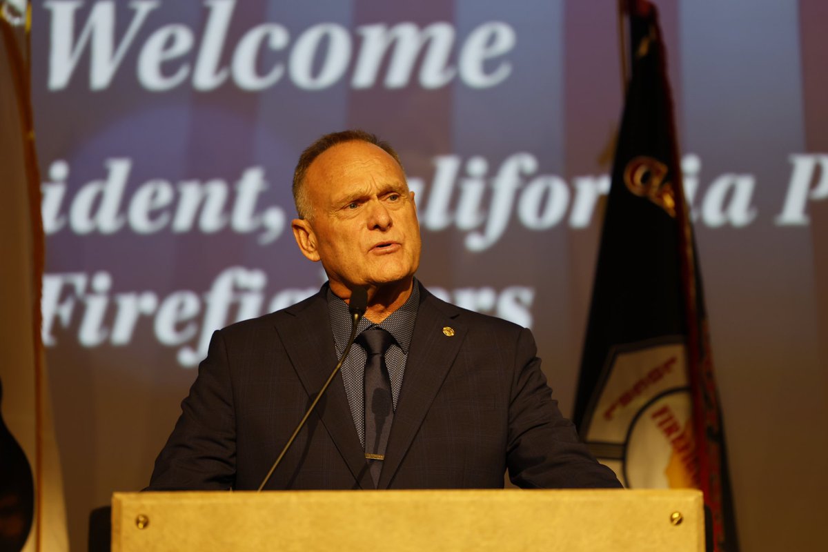 CAFireFound's tweet image. We are grateful for everyone who joined us in honoring 36 fallen CA firefighters who made the ultimate sacrifice and were added to the #CAFirefightersMemorial. Your presence, in person or online, was a meaningful demonstration of the fire family supporting one another. 

The…