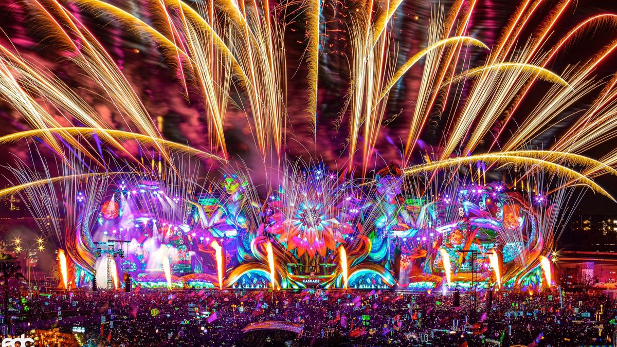 🍄 Fall Foraging, Artsy Autumn Getaways, and More! 🎨 - mailchi.mp/budgettravel.c…