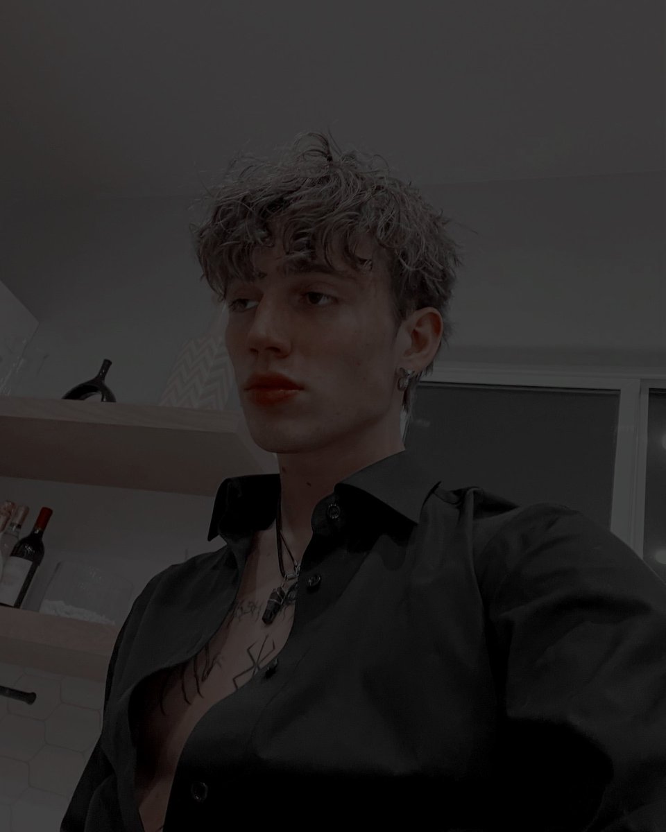 ㅤㅤ  ㅤ
       ▮ 𝗘𝗡 𝗕𝗨́𝗦𝗤𝗨𝗘𝗗𝗔 𝗬 𝗖𝗔𝗣𝗧𝗨𝗥𝗔  ⦂
           ﹫ 𝕬ARÓN.
               
     𝒃𝗮𝗻𝗱𝗮 𝗿𝗼𝗷𝗮.
     𝒅esde siempre.
     𝒄onductor ilegal en coche.
     fc + info en 𝒅͟𝗺.
ㅤㅤ