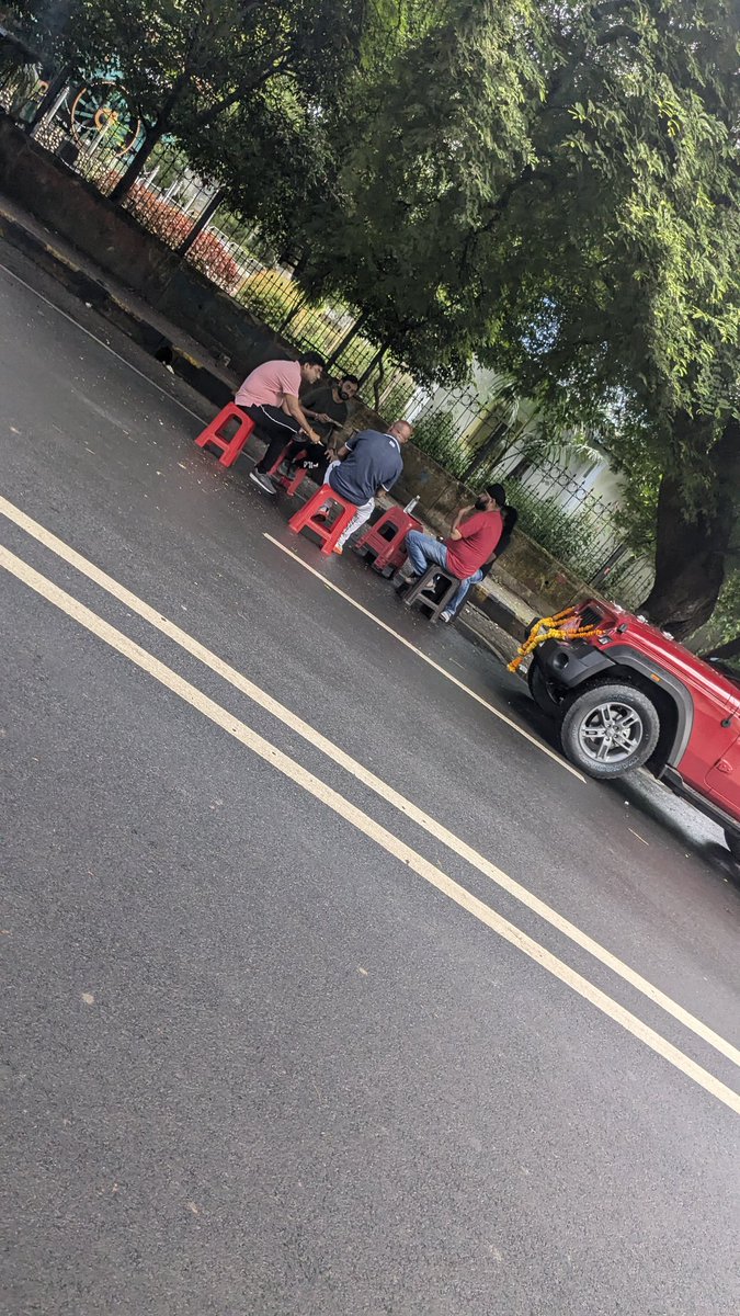 ColorartIdeas's tweet image. Morning walk with friends.. 🫂🤗

#lifegoals #friends #walk #MorningVibes #NagpurNews