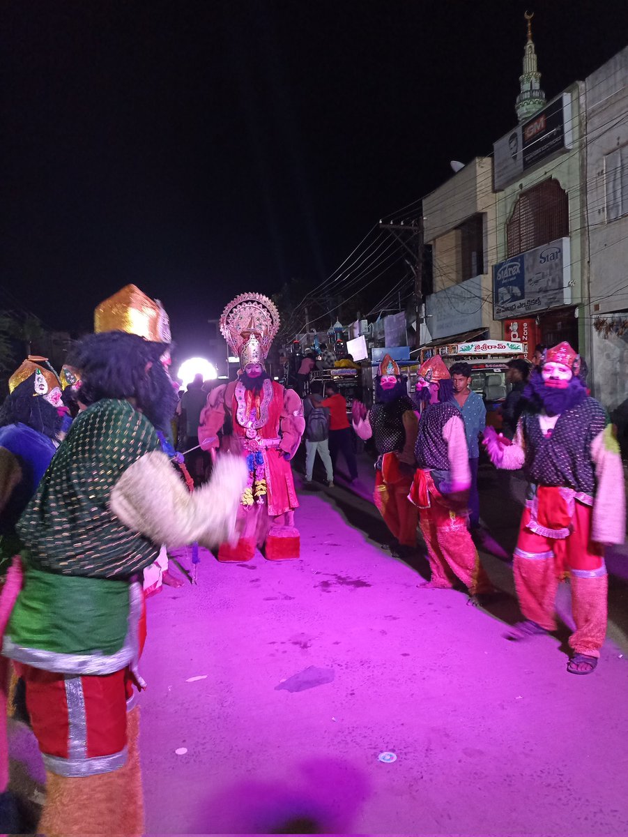 TheAshokKumar_'s tweet photo. Bheemeswara swami temple, Draksharamam #Dussehra2024 https://t.co/aY1lzq3Uvg
