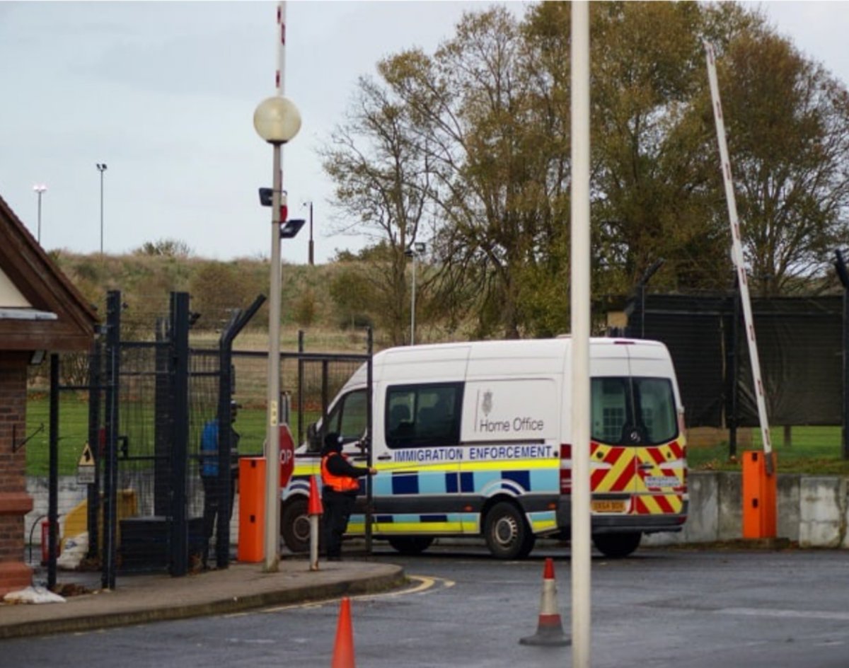 🚨The LABOUR party has NO plans to STOP the BOATS ⬇️

£521m, 6-year contract for services at Manston migrant Reception Centre up for grabs.

The Home Office is looking for suppliers for a six year contract – plus possible extension – for  staffing of operations, security,