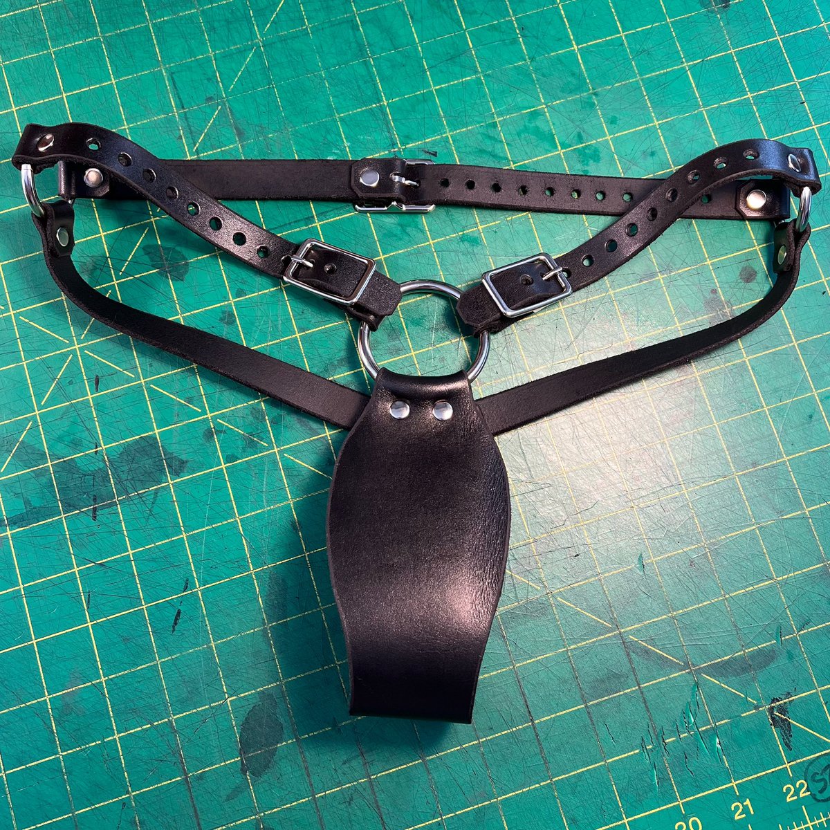 Riverqueer Leatherwork tweet media