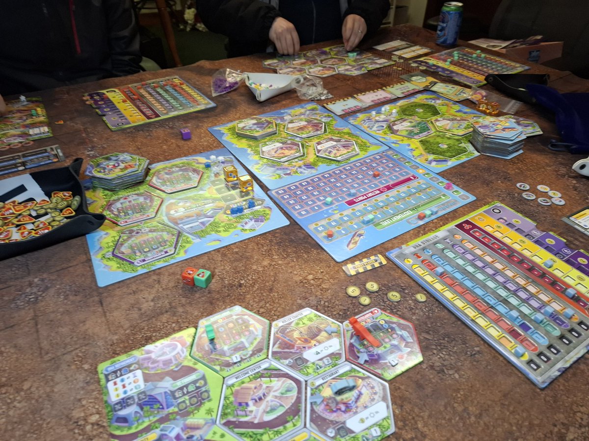 Sean from Lucky Roll (@seanluckyroll) on Twitter photo Dinosaur world is our game tonight. Jurassic Park soundtrack by John Williams for the win @diceandcounters <a href="/Luckyrollshow/">The Lucky Roll</a> #boardgames Dinosaur world is our game tonight. Jurassic Park soundtrack by John Williams for the win @diceandcounters <a href="/Luckyrollshow/">The Lucky Roll</a> #boardgames