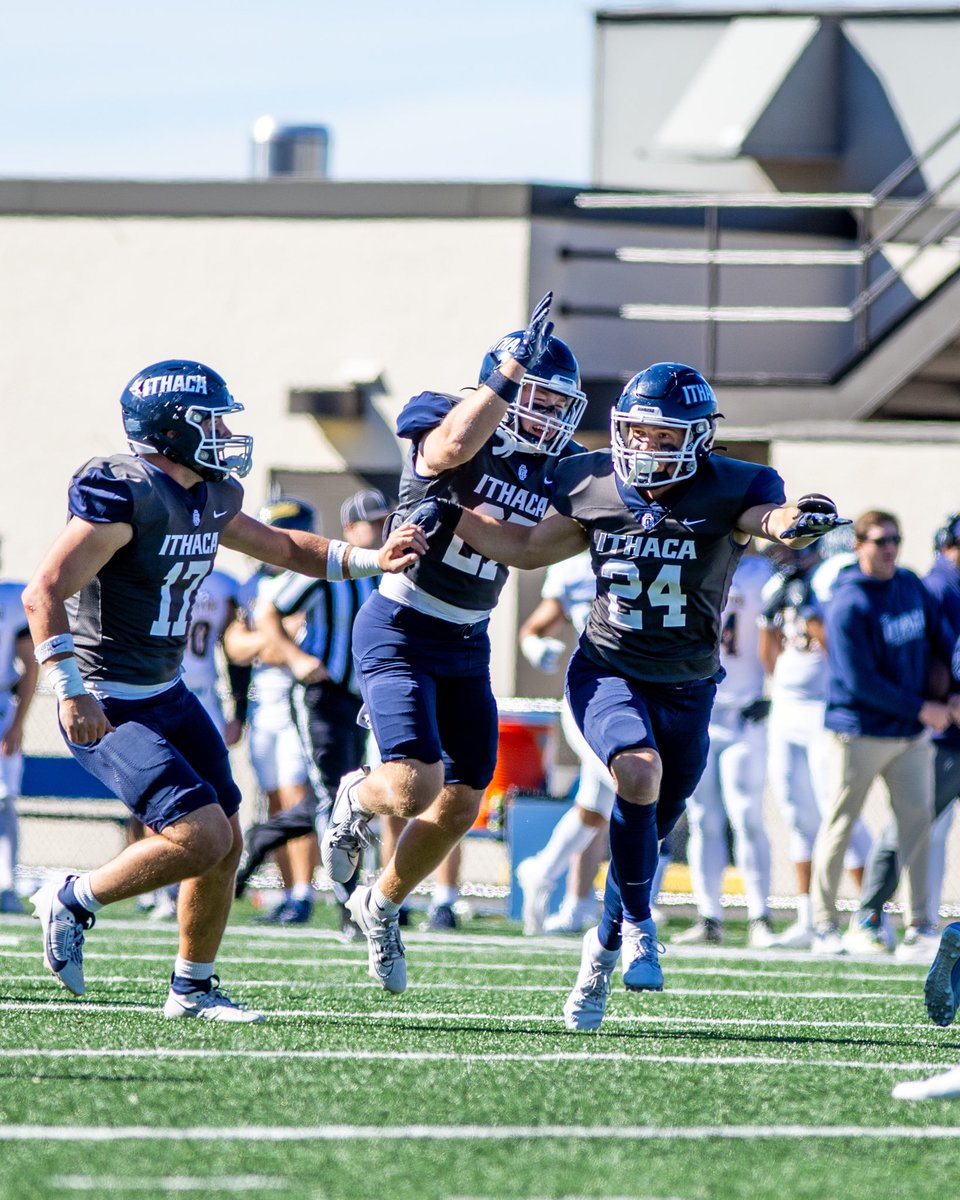 IthacaBomberFB's tweet photo. W Vibes! ☀️

#GoBombers | #OneBeat https://t.co/6IKcDPoOAb