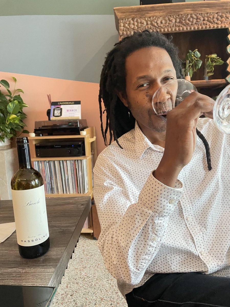 kevens's tweet photo. Celebrating my new album “Call To Balance “ @kevens
Music is the answer. #kēvens #calltobalance #newmusic #newalbum #reggae #drumandbass #dnb #reggaeEDM https://t.co/7nODEQ9Crz