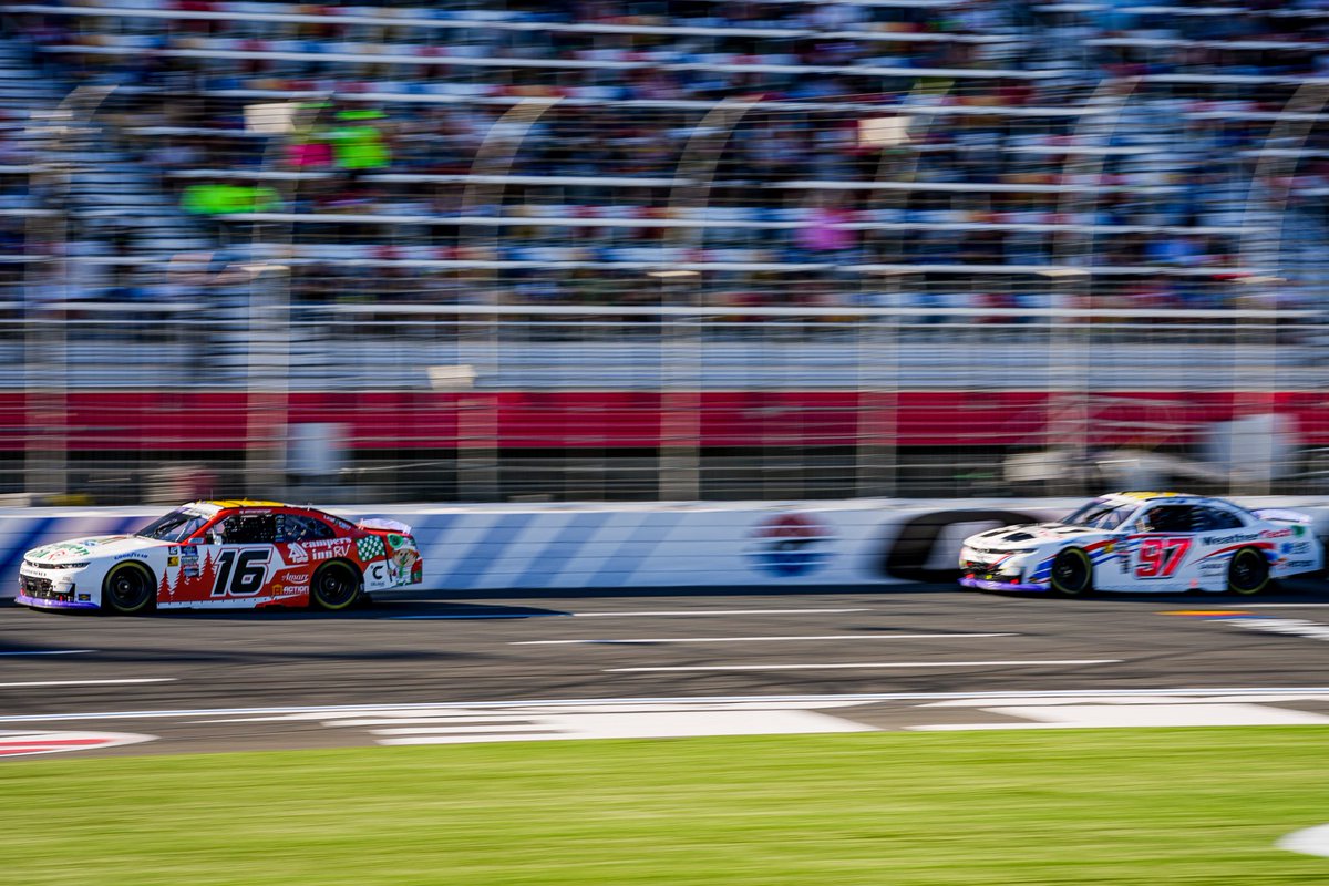 After one lap green, <a href="/AJDinger/">AJ Allmendinger</a> and <a href="/shanevg97/">Shane van Gisbergen</a> both advanced up a spot. 

P3 and P4 coming to 23 laps to go!