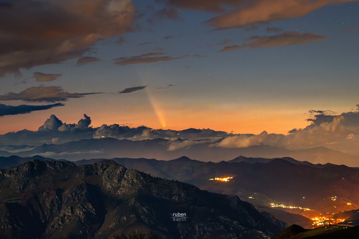 Ha sido un milagro que las nubes permitieran ver el cometa Tsuchinshan-ATLAS , hoy, desde Asturias. Parque natural de Redes. Era hoy o nunca. #CometaDelSiglo #CometATLAS