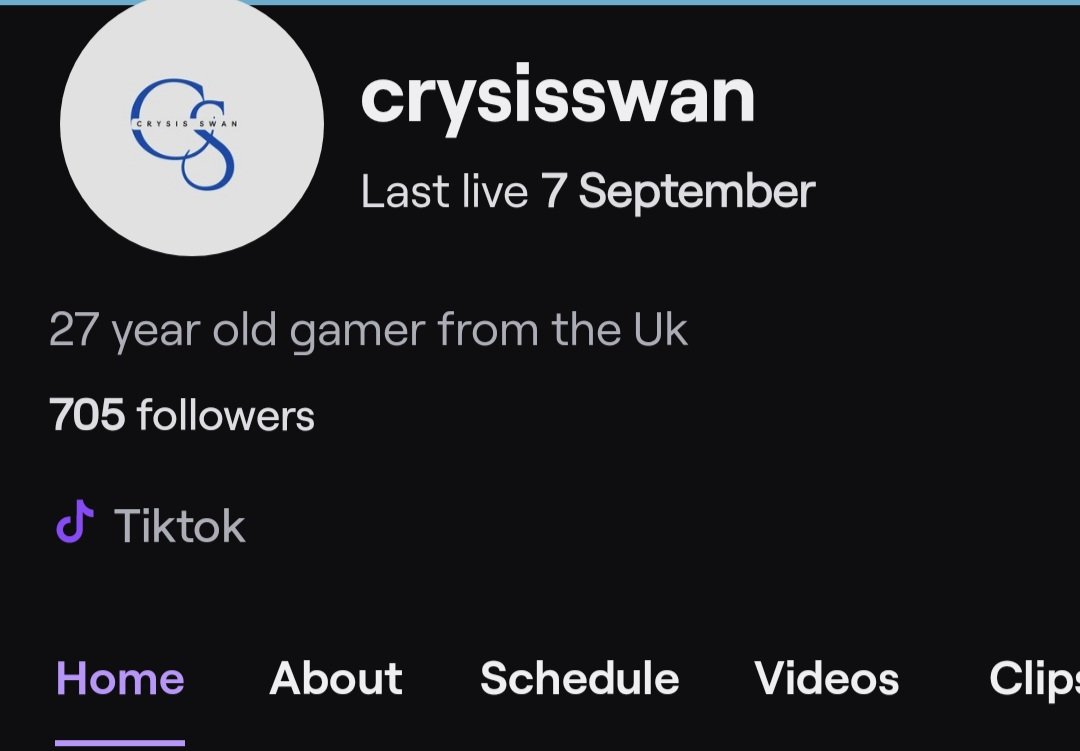 CrysisSwan tweet media