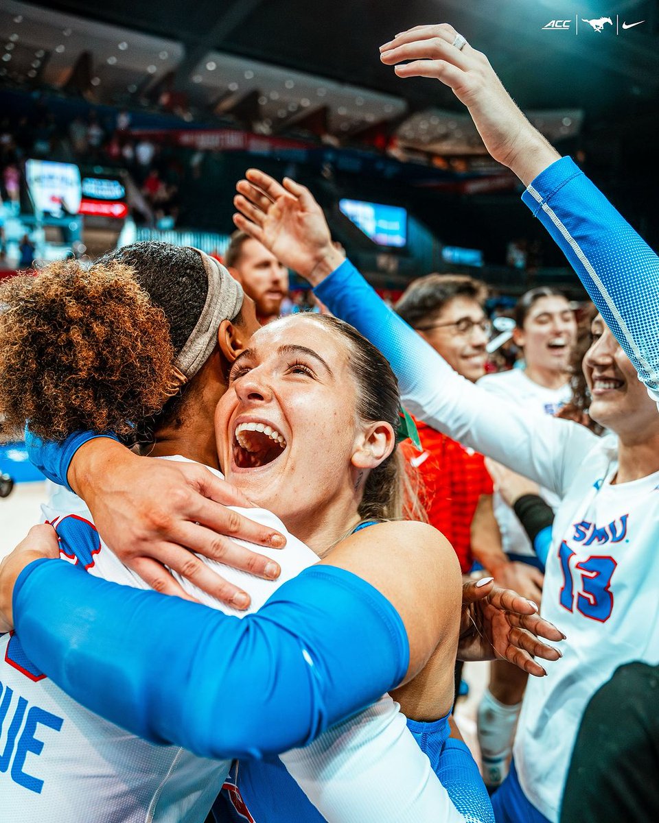 FEELIN 🔛 🔝 

#NCAAWVB x 📸 <a href="/SMUVolleyball/">SMU Volleyball</a>