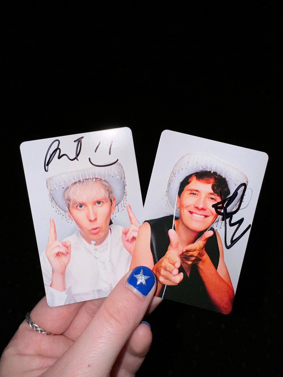 phanphork's tweet image. 🌟10/7 &amp;amp; 10/8🌟

quite literally the best days of my life, i can’t believe i finally met them. this was the most fun i’ve ever had🫶🏻