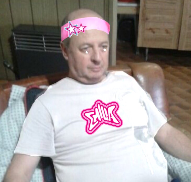 aca en la previa del velez desde casa ya preparada para ver todos los videos que suban