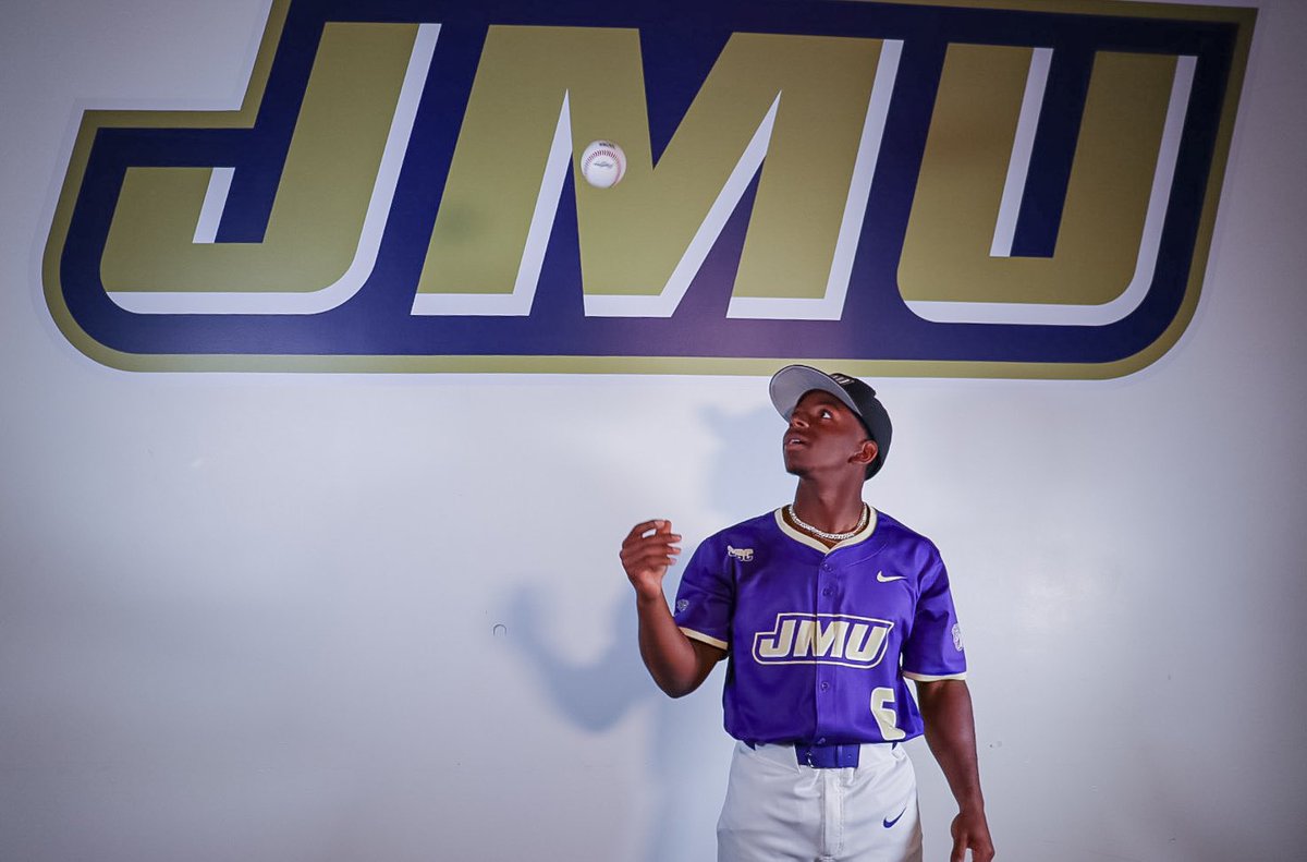 Great visit at JMU👀👀👀
#NotCommitted