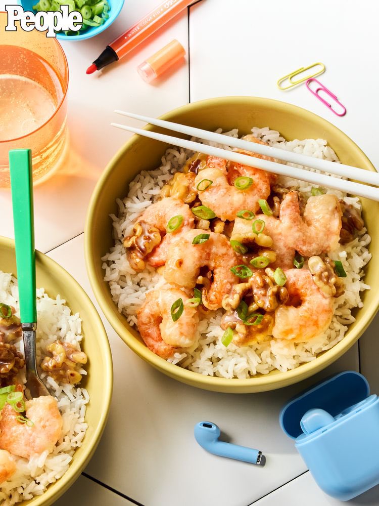 Carol Sloan, RDN, FAND (@cbsrd) on Twitter photo Sulhee Jessica Woo's 30-Minute Crispy Honey-Walnut Shrimp Is a Hit with Kids and Adults people.com/sulhee-jessica… <a href="/people/">People</a> <a href="/Woolicious/">sulhee jessica</a> <a href="/CaWalnuts/">California Walnuts</a> Sulhee Jessica Woo's 30-Minute Crispy Honey-Walnut Shrimp Is a Hit with Kids and Adults people.com/sulhee-jessica… <a href="/people/">People</a> <a href="/Woolicious/">sulhee jessica</a> <a href="/CaWalnuts/">California Walnuts</a>