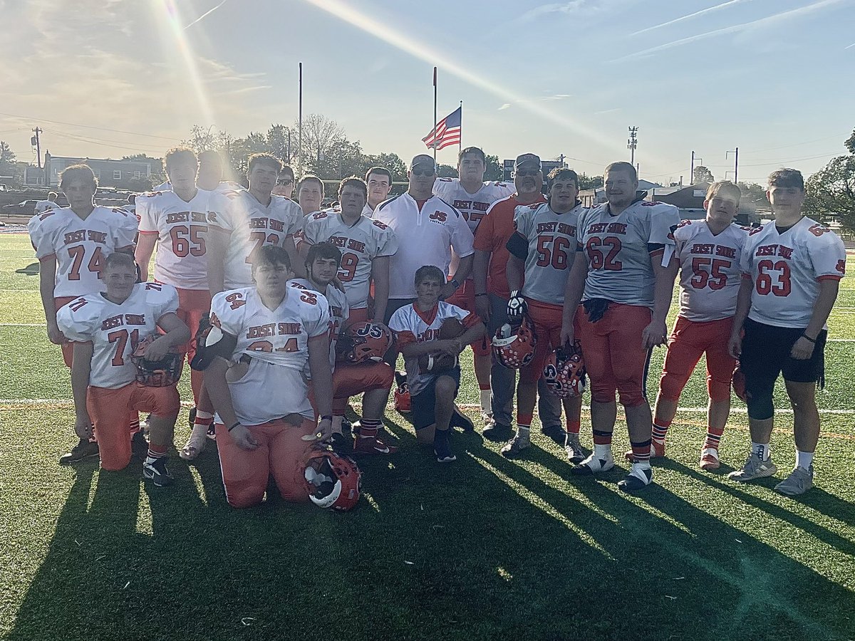 42-8 victory @ Penn Wood today. Great victory after the long road trip to Philly this morning. Week by week, let's keep improving! #onelineoneheartbeat #theynotlikeus
